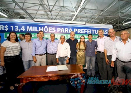 Edson de David participa da assinatura do Pacto de Adesão do SUAS, em Campo Grande