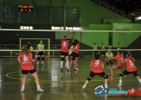 Aral Moreira abriu Copa Cone Sul de Vôlei
