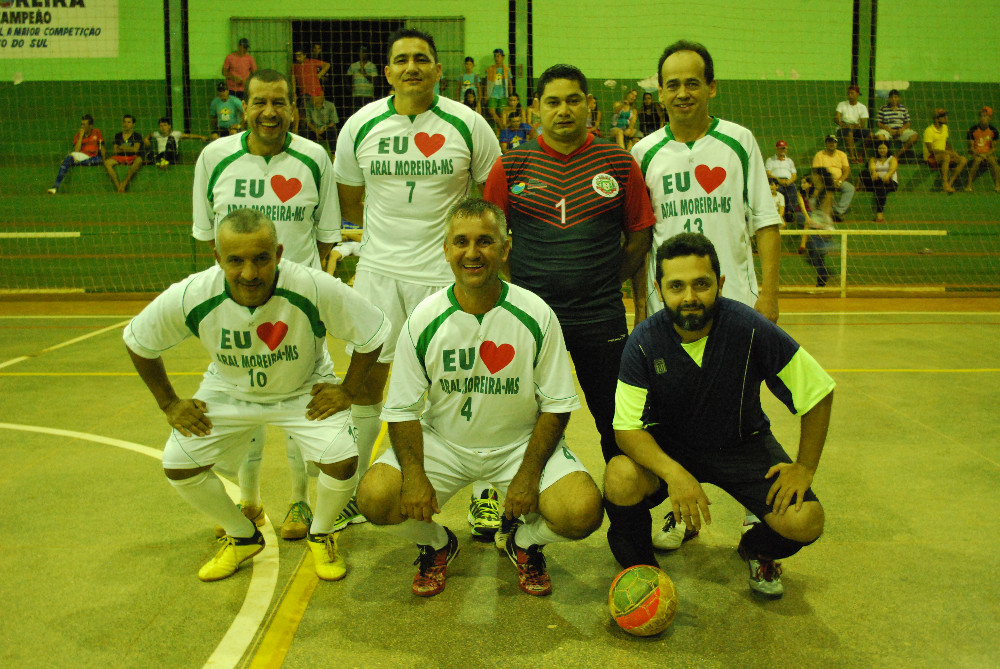 Time Estrelas de Aral Moreira