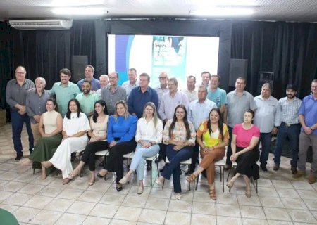 Roda de Conversa reuniu prefeitos e vice-prefeitos eleitos e reeleitos de 17 municípios em Amambai