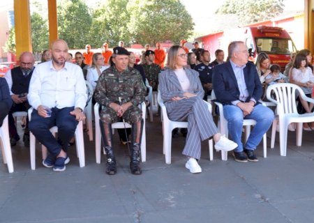 Câmara de Ponta Porã prestigia troca de comando no Bombeiros de Ponta Porã