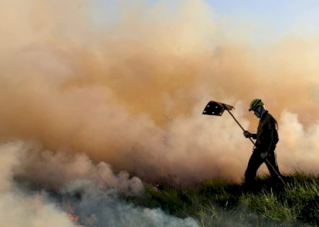 Governo prorroga emergência ambiental até novembro em razão de risco extremo de incêndios em MS